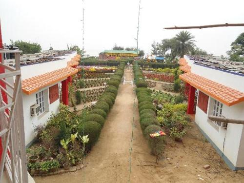 Neel Nirjaney Resorts photo