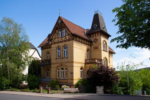 Ferienwohnung Hufelandstern bis 7 Personen - mit E-Ladesäule! in Bad Wildungen, Deutschland
