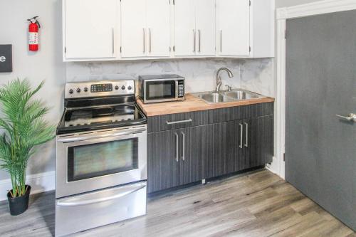 ☆☆ Modern Coed Dorm in Reading ☆☆ in Reading