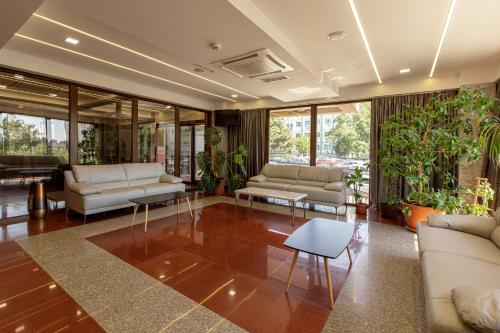 大厅, 里拉太平洋住宿 (Lira Pacific) in 康斯坦察