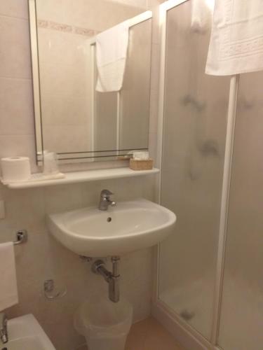 Hotel Monna Lisa – Vinci, IA