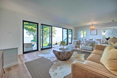 Modern Lake Michigan Home with 3 Lakefront Decks! in Muskegon