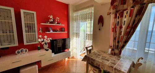 Apartment Sea View - image 12