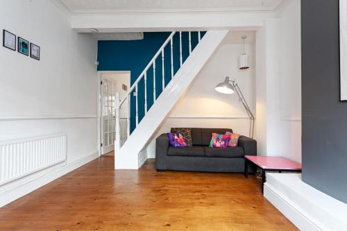 Chic 3 Bed House For Up To 6 People In The City Of Manchester, Fallowfield, Greater Manchester