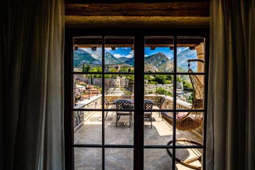 ระเบียง/ชานเรือน, Stara Čaršija Hotel & SPA (Stara Carsija Hotel & SPA) in สตาริ บาร