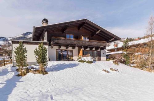 Chalet with Balcony and Terrace