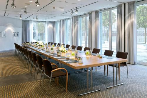 266867642 InterContinental Berlin by IHG