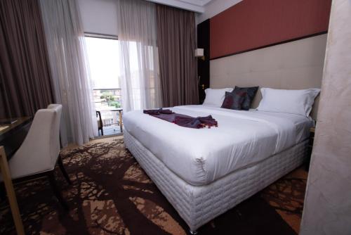 Hôtel Fleur de Lys Plateau - image 3