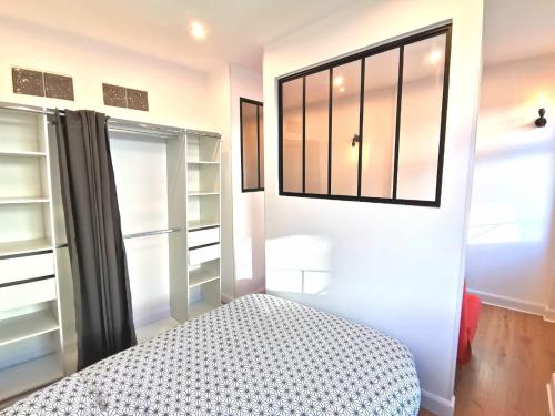 Loft avec verriere a 5 min a pieds de la gare