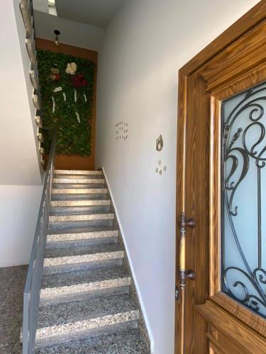 ElleNapa Apts & Studios