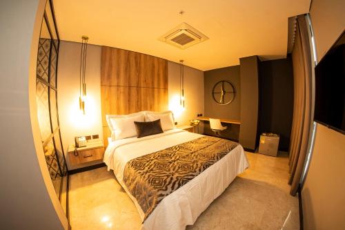 1 queen bed