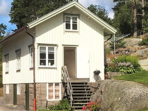 Three-Bedroom Holiday home in Kungshamn 1 - Hovenäset