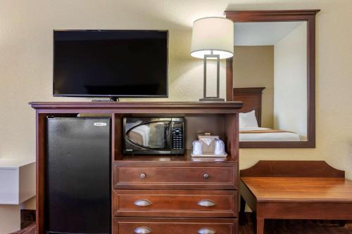 Comfort Inn & Suites Branson Meadows