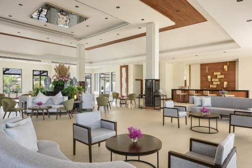 Lobby, Chainarai Riverside in Rim Kok