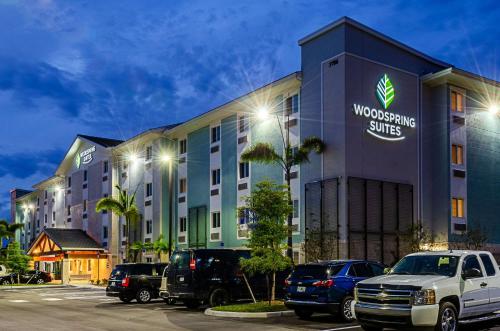 WoodSpring Suites Naples