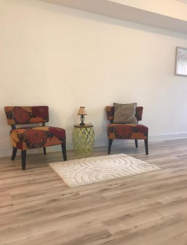 Columbia Suites