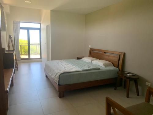 南滬57民宿 near Twin-Hearts Stone Weir