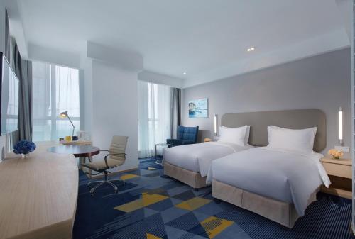 Holiday Inn Express - Qingdao West Coast, an IHG Hotel