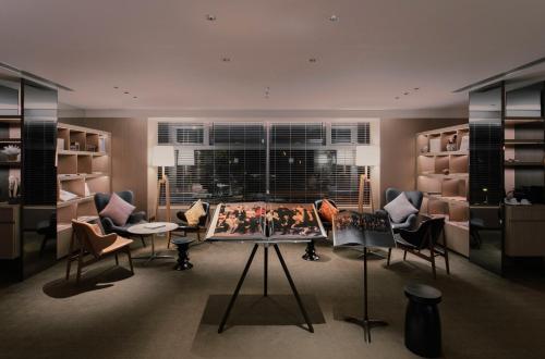 ホテル ステージ (登臺)