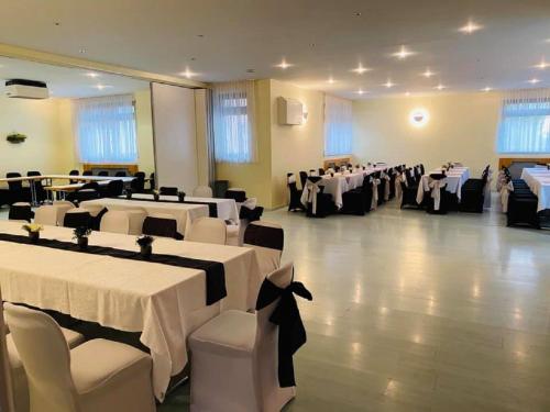 LILTON Hotel Zuffenhausen - image 10