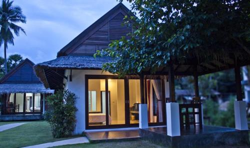 Nana Beach Hotel & Resort Room Type - Bungalow