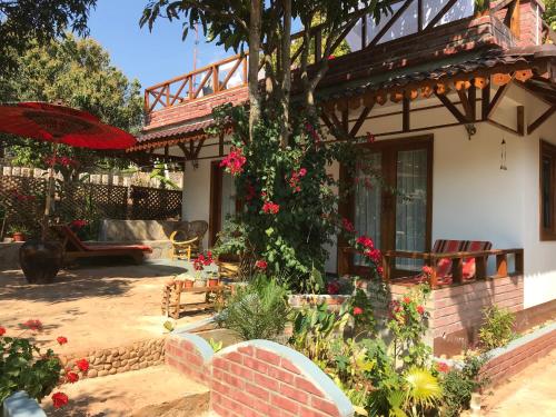 Cottage House in Pindaya