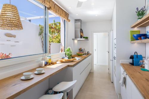Can Miquel Beautiful family house with pool next to the beach - image 4