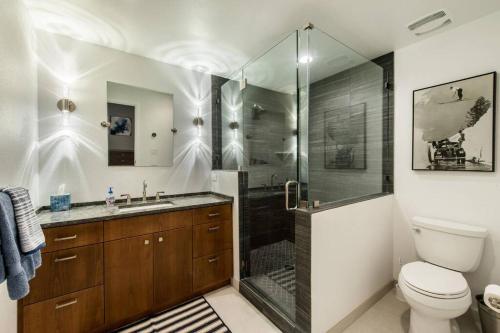 Spacious Peaceful Retreat - image 5