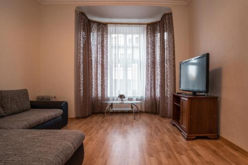 Standard Two-Bedroom Apartment image 10