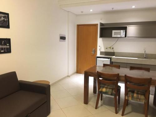 廚房, BARRETOS THERMAS - Flat privado ideal para 3 adultos e 1 criança até 12 anos (BARRETOS THERMAS - Flat privado ideal para 3 adultos e 1 crianca ate 12 anos) in 巴雷圖斯