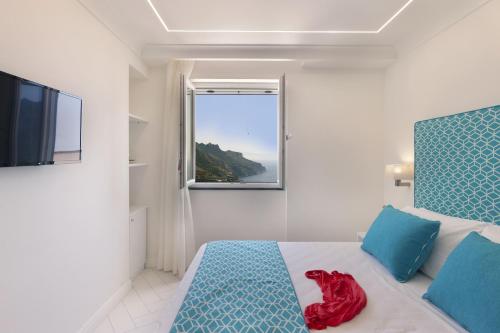 Quadruple Room with Sea View