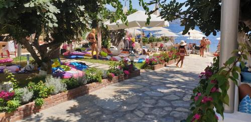 Yelken Bay Beach Hotel In Yalikavak Turkey Reviews Price From 119 Planet Of Hotels