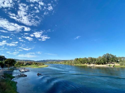 River Ebro Apartments