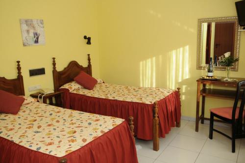Hotel Garcas - image 10