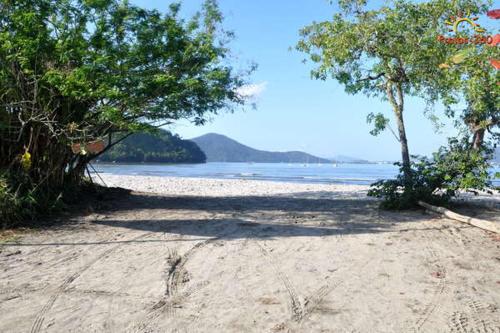 CASA NA BARRA SECA UBATUBA