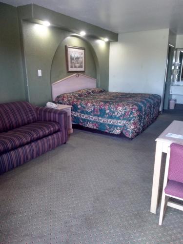 Budget Inn San Antonio Downtown I-10 East in San Antonio, USA