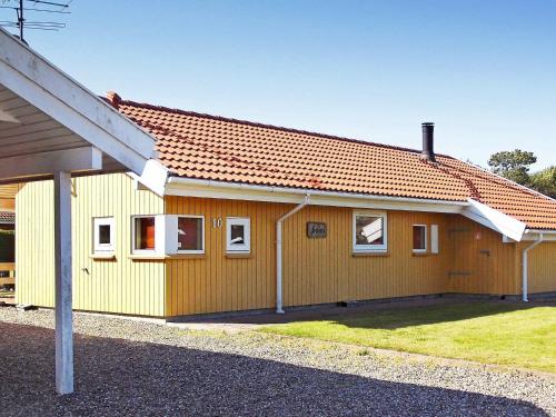 6 person holiday home in Nordborg