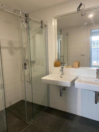 Dante Apartments Opletalova 30, FREE PARKING NEARBY