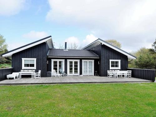  8 person holiday home in Bl vand in Blåvand