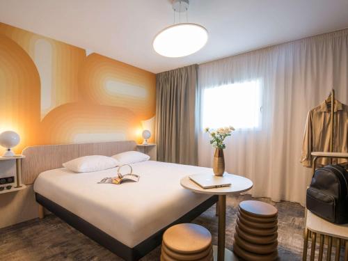 ibis Styles Pertuis Portes du Luberon