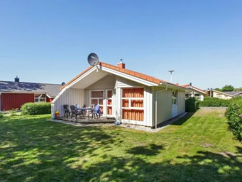 6 person holiday home in GROEMITZ in Grömitz, Deutschland