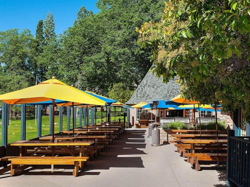 Facilities, UCLA Lake Arrowhead Lodge in Lake Arrowhead (CA)