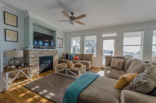 La Pacifica-Olivia Beach - main image