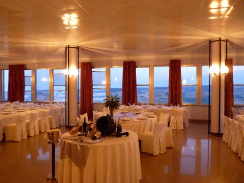 Hotel Astoria - image 2