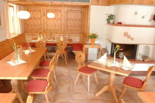 ห้องอาหาร, Seppl Stoba in สครุนส์