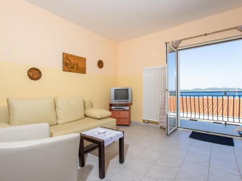  Beautiful Apartment In Drage With Private Terrace in Drage