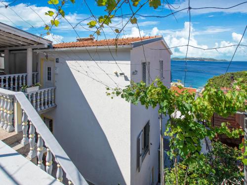  Beautiful Apartment In Drage With Private Terrace in Drage