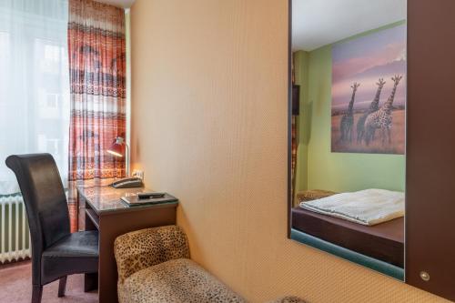 Hotel Arosa - image 7