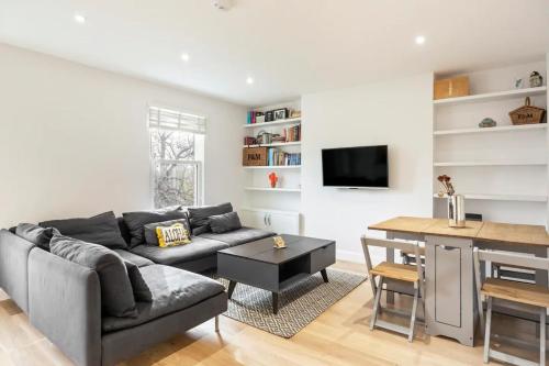 Modern And bright 1 Bedroom Apartment in Ealing