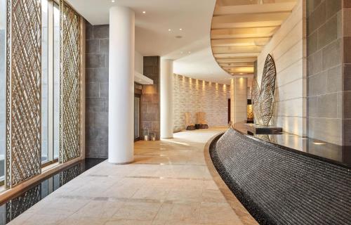 مدخل, ذا توسوباكي تاور (The Tsubaki Tower) in جوام